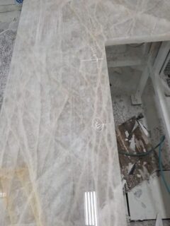 POV: Cristallo Quartzite from inside the shop. Its known for its mesmerizing ice-like appearance. The slab is fully translucent and can be backlit or left in its natural state. @angelosmarblephila
•
•
•
#Cristalloquartzite #Crystalloquartzite #exoticstone #translucentslabs #countertopinstallation