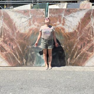 Captured the moment our client selected her forever stone and the Rorschach Effect of the bookmatched quartzite slabs
@angelosmarblephila  Do you see what we see? Scroll to see the video ➡️
•
•
•

#inkblottest #bookmatchedslabs #kitchenrenovations
#countertopslabs #quartzitecountertops