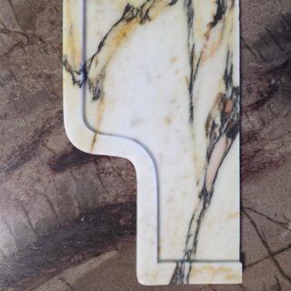 Viola marble V-top✨️ @kristenfrakerdesign with a sweet backsplash design. Thick mitered edges📐@angelosmarblephila
•
•
•
•
#violamarble #marblevanity #miteredmarble #marblesupplier
#southphillybusiness